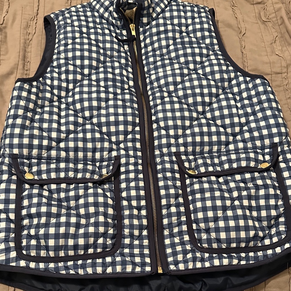 Andrea Jovine Navy and White Vest